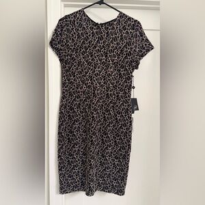 NWT Adrianna Papell Black and Gold Stretch Lace Sheath Holiday Dress